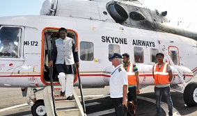 The Governor designate Shri V. Shanmuganathan received by Chief Secretary Smt Shakuntala Gamlin at Naharlagun helipad on 13th  September�2016.